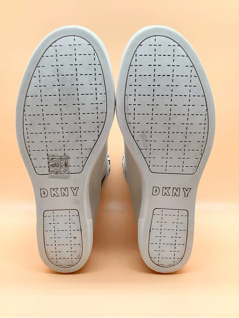 DKNY White Wedge Sneakers with Branded Strap Excellent Condition! Size 7.5 - Picture 7 of 10